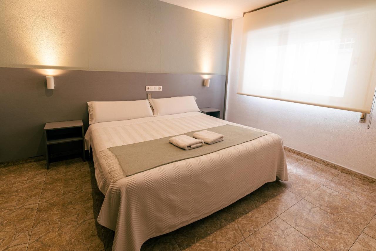Hostal Gran Via Pinto Dış mekan fotoğraf