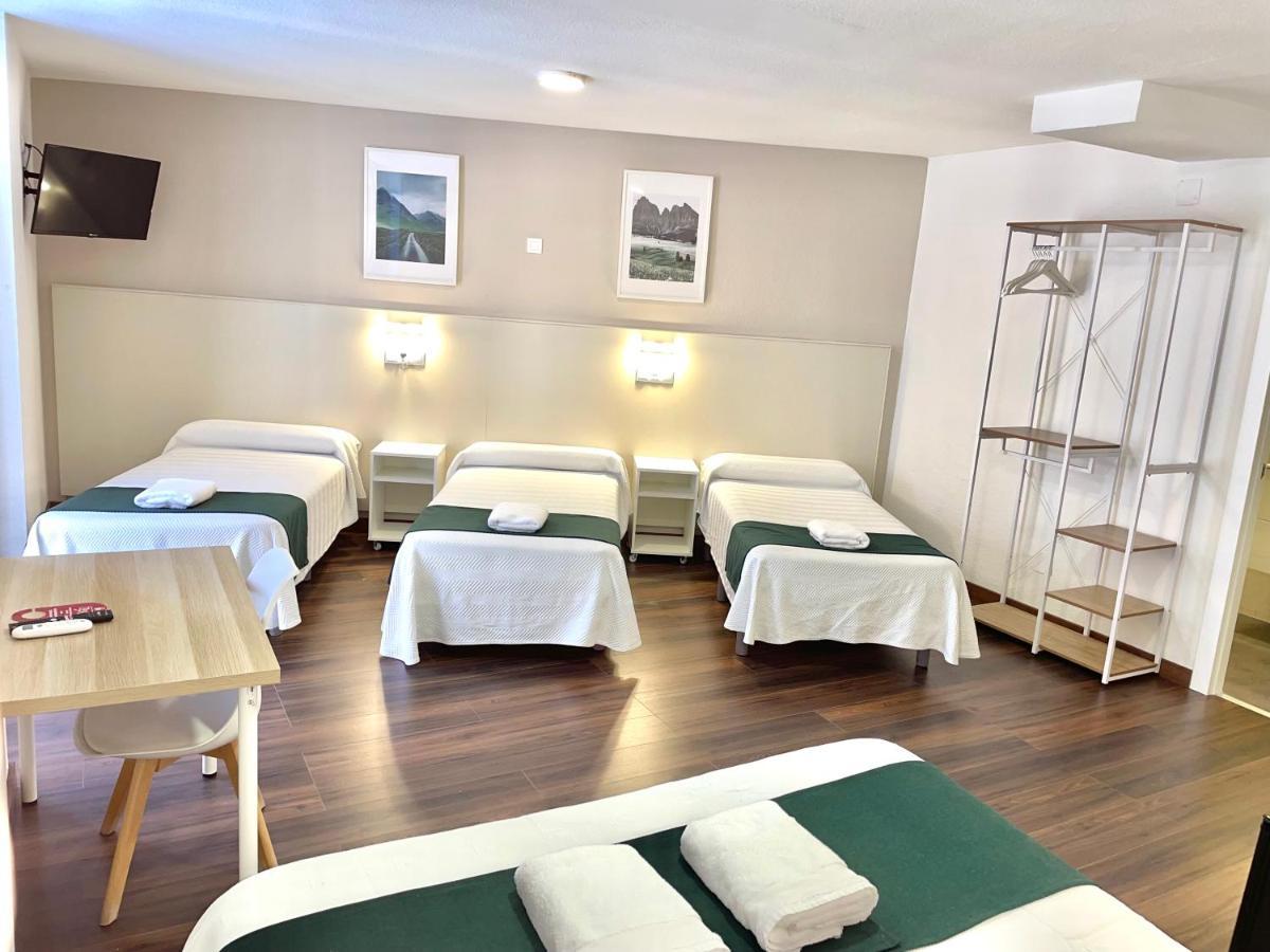 Hostal Gran Via Pinto Dış mekan fotoğraf