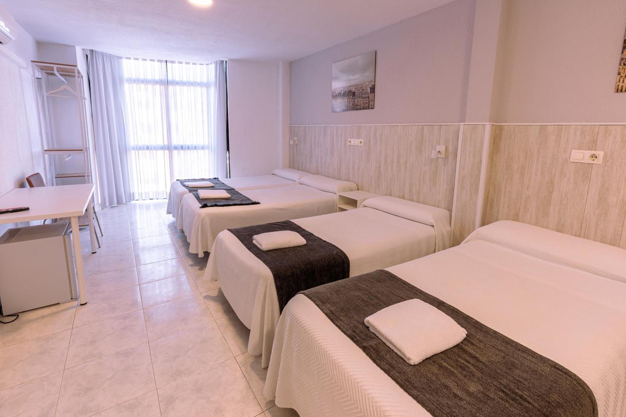 Hostal Gran Via Pinto Dış mekan fotoğraf