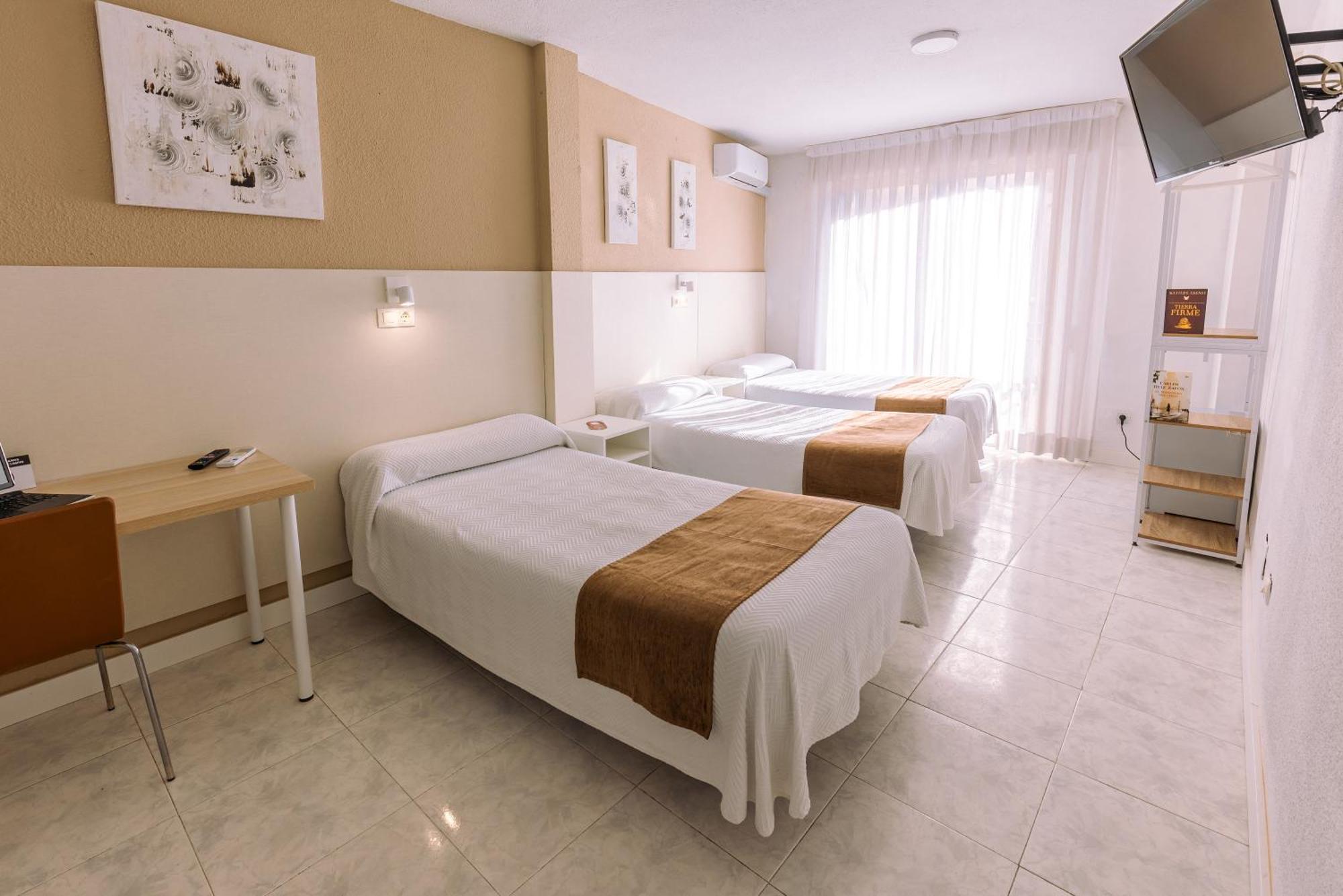 Hostal Gran Via Pinto Dış mekan fotoğraf