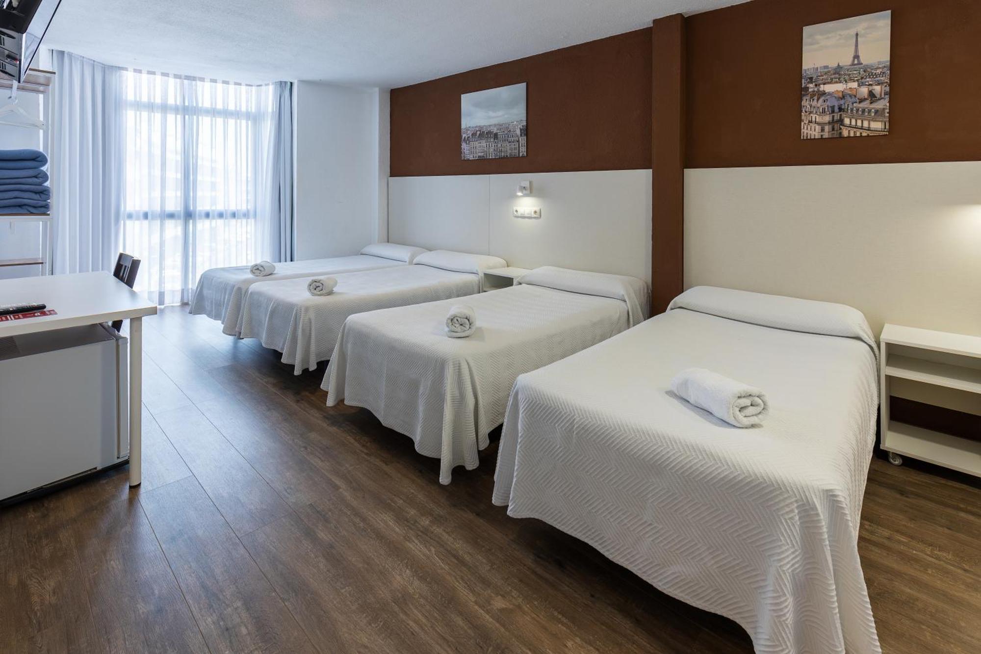 Hostal Gran Via Pinto Dış mekan fotoğraf