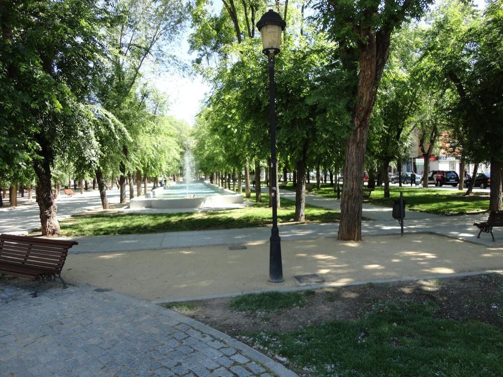 Hostal Gran Via Pinto Dış mekan fotoğraf