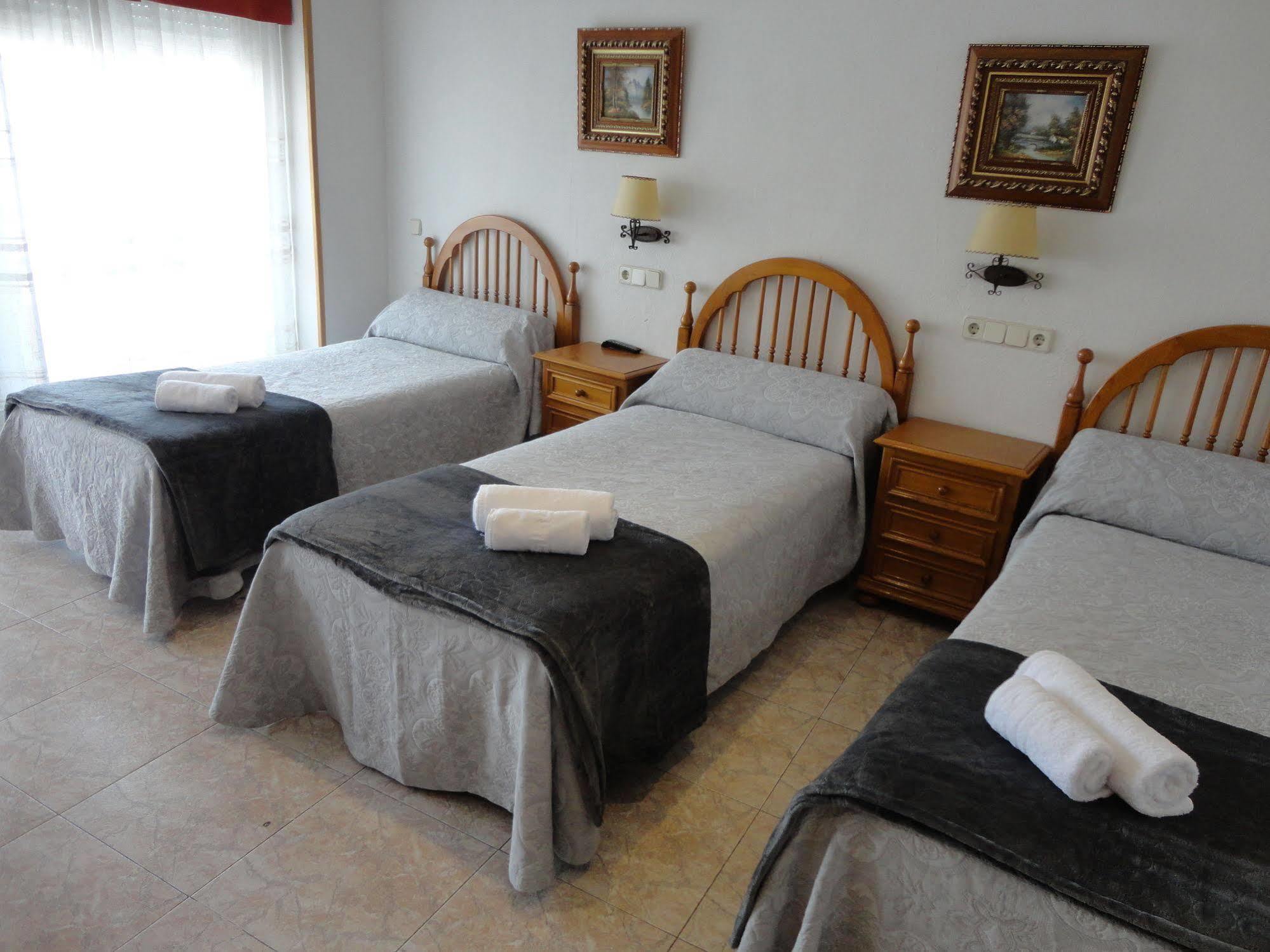 Hostal Gran Via Pinto Dış mekan fotoğraf