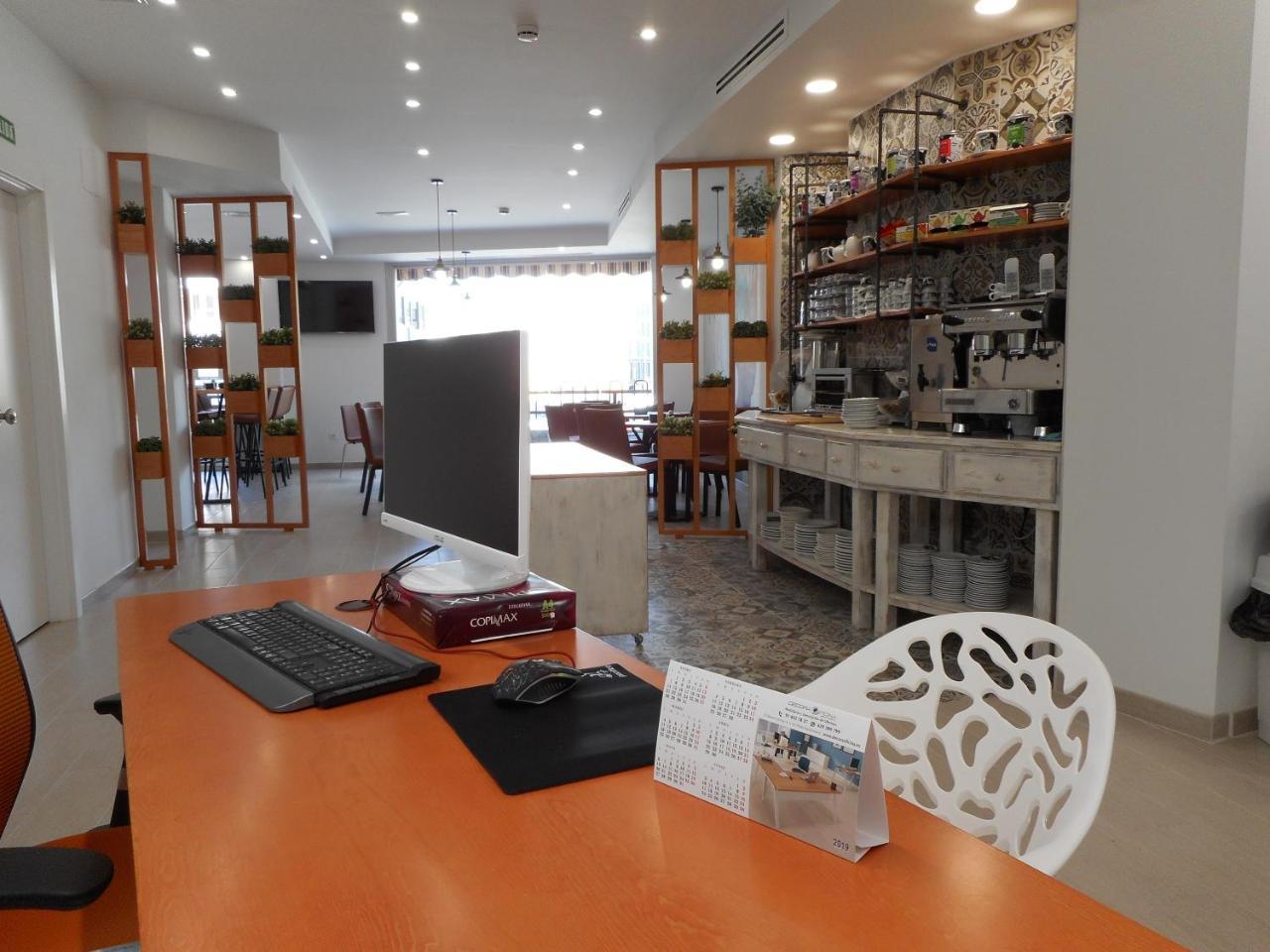 Hostal Gran Via Pinto Dış mekan fotoğraf