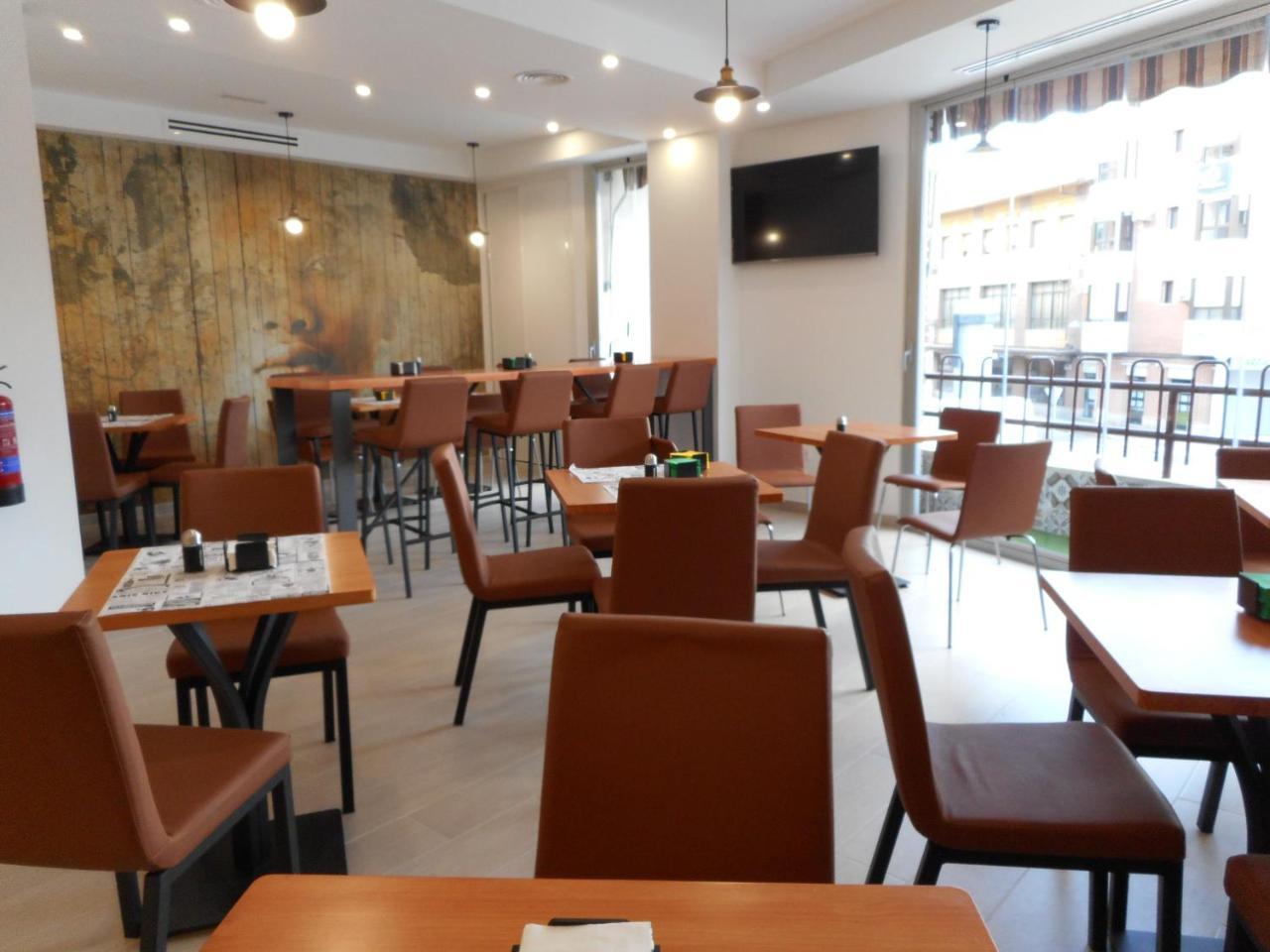 Hostal Gran Via Pinto Dış mekan fotoğraf