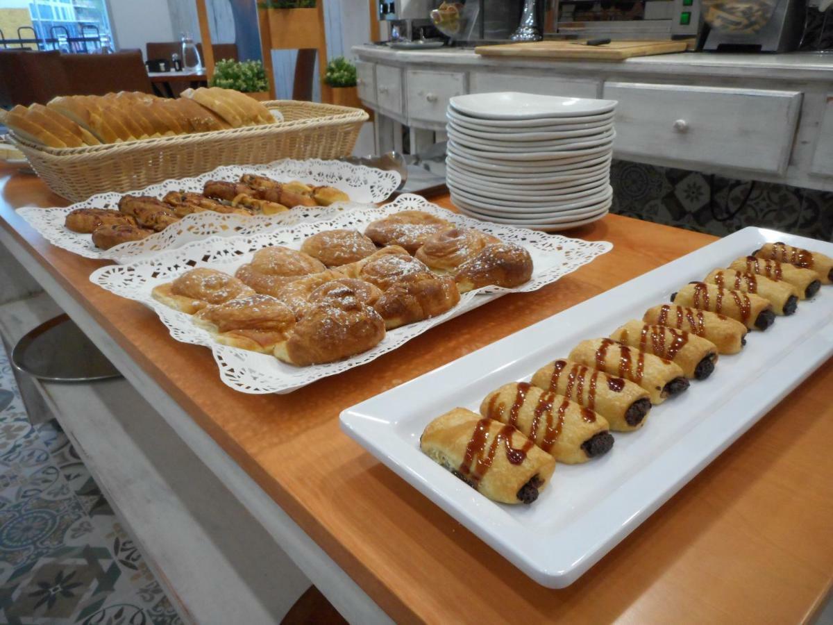 Hostal Gran Via Pinto Dış mekan fotoğraf